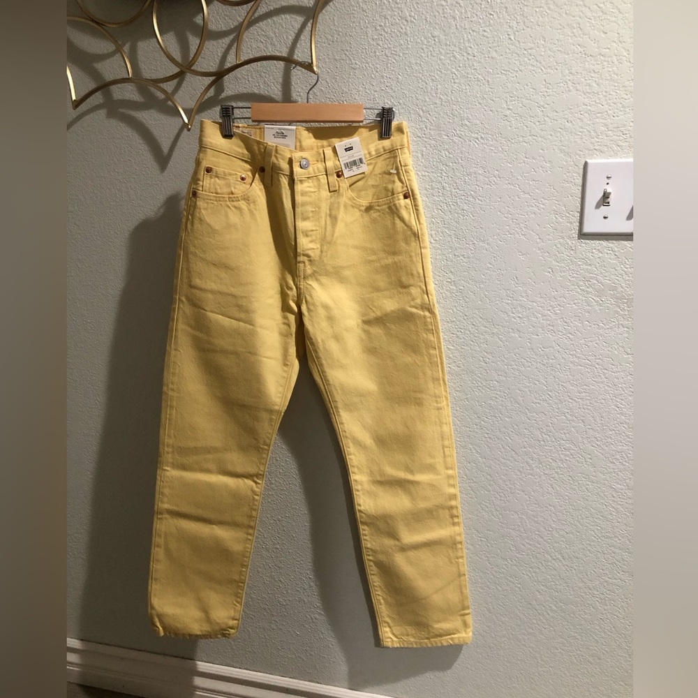 NWT Levi’s premium 501 original cropped jeans size 25